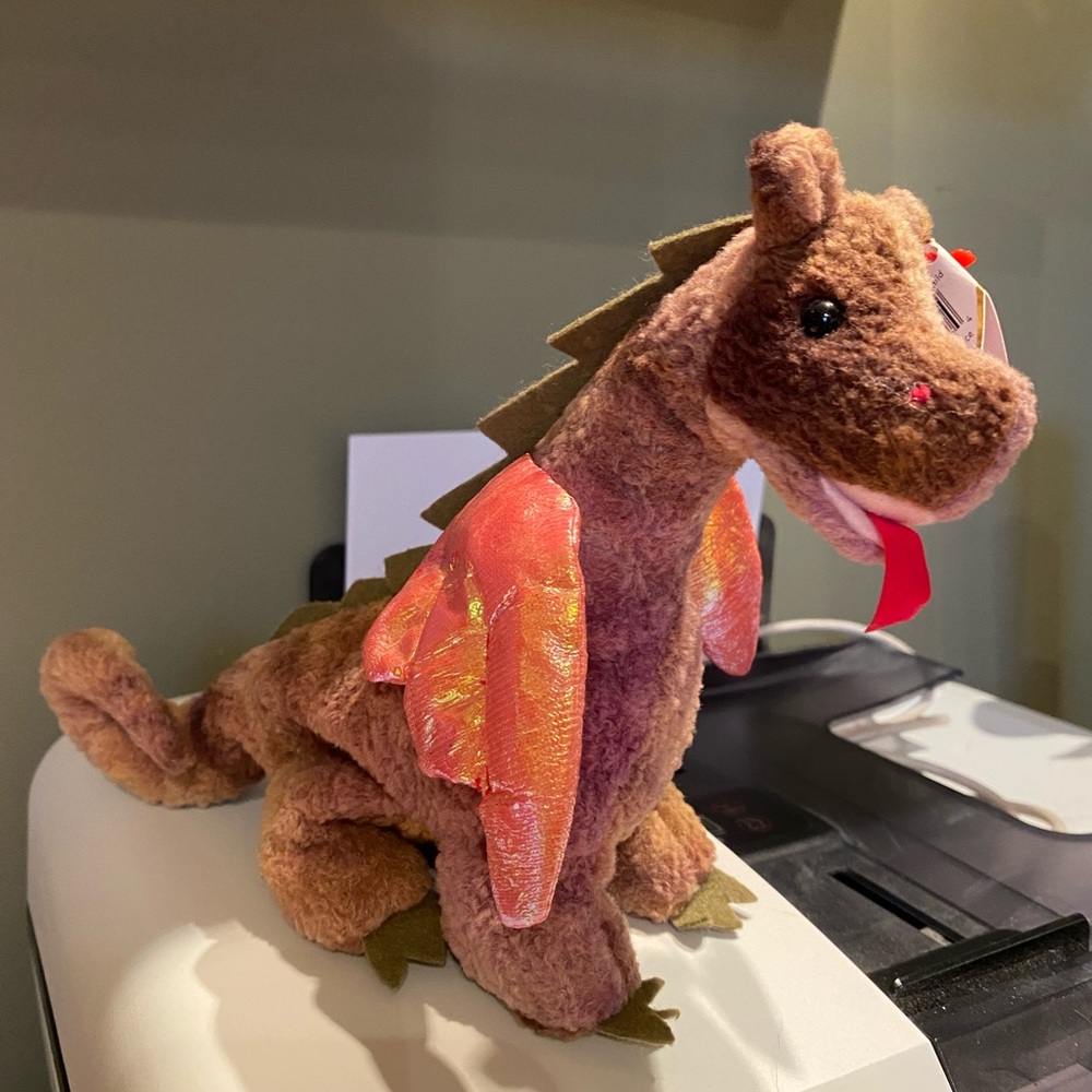 Ty beanie baby, Scorch.